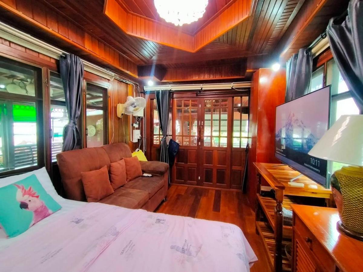 Ruenthip Homestay Bangkok Exterior foto
