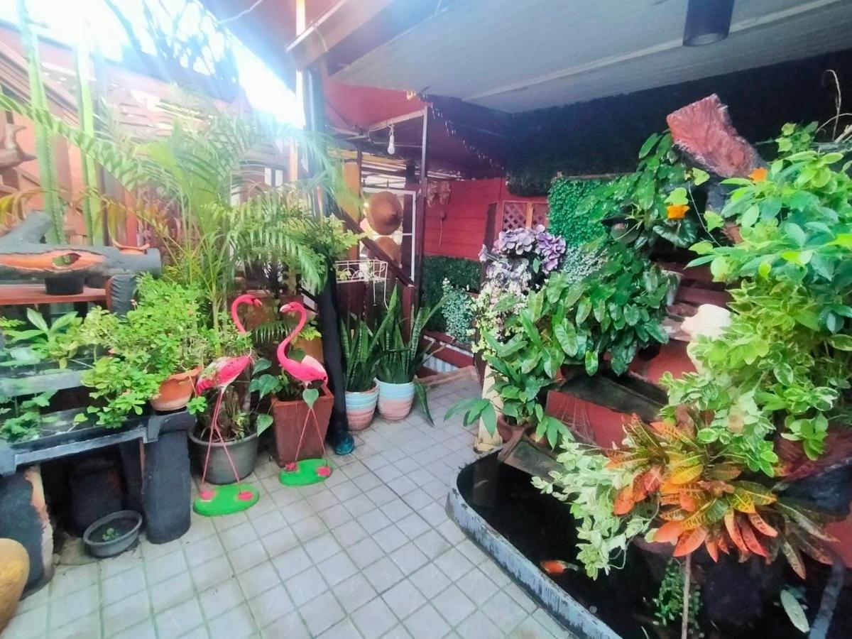 Ruenthip Homestay Bangkok Exterior foto