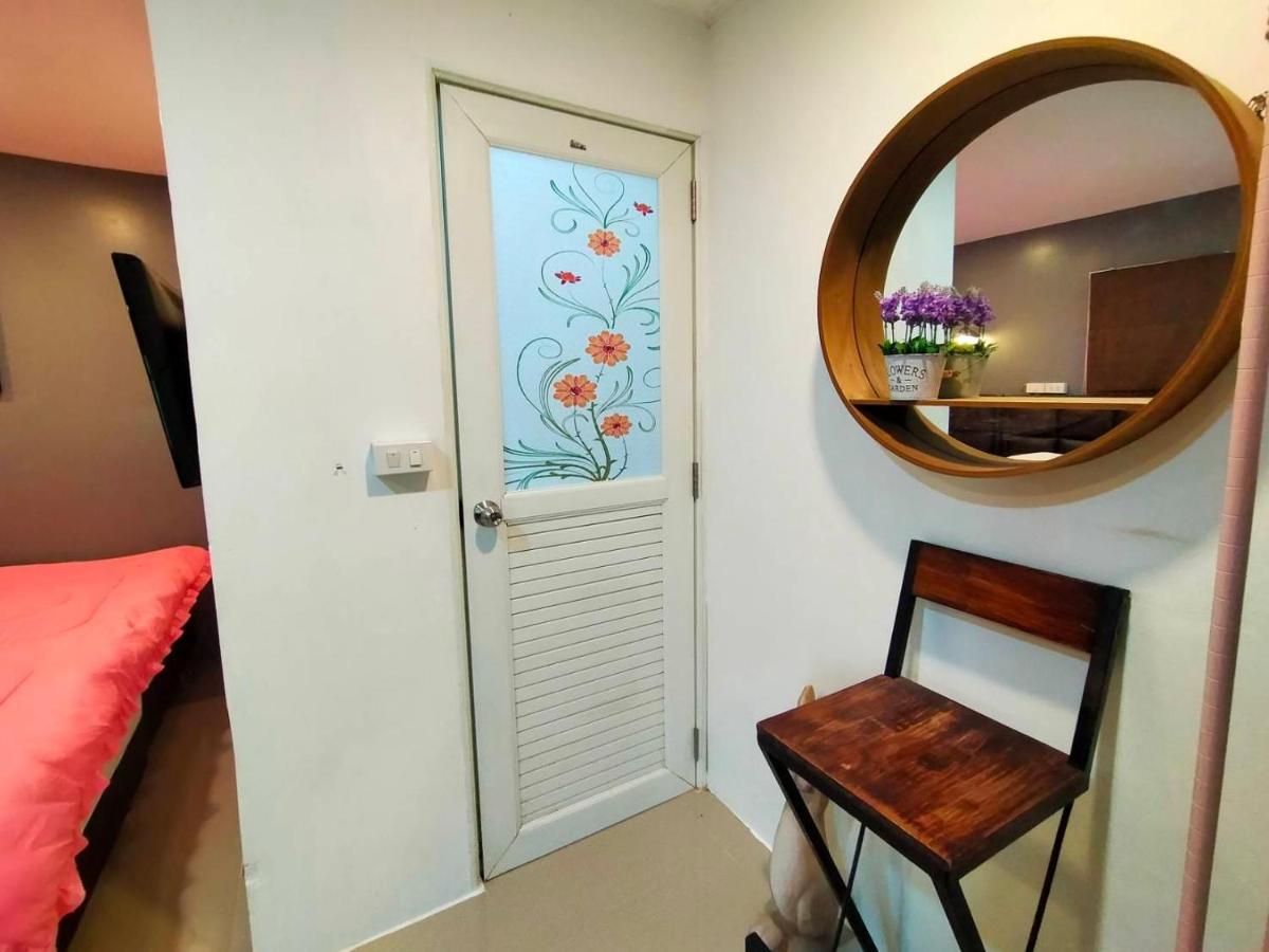 Ruenthip Homestay Bangkok Exterior foto