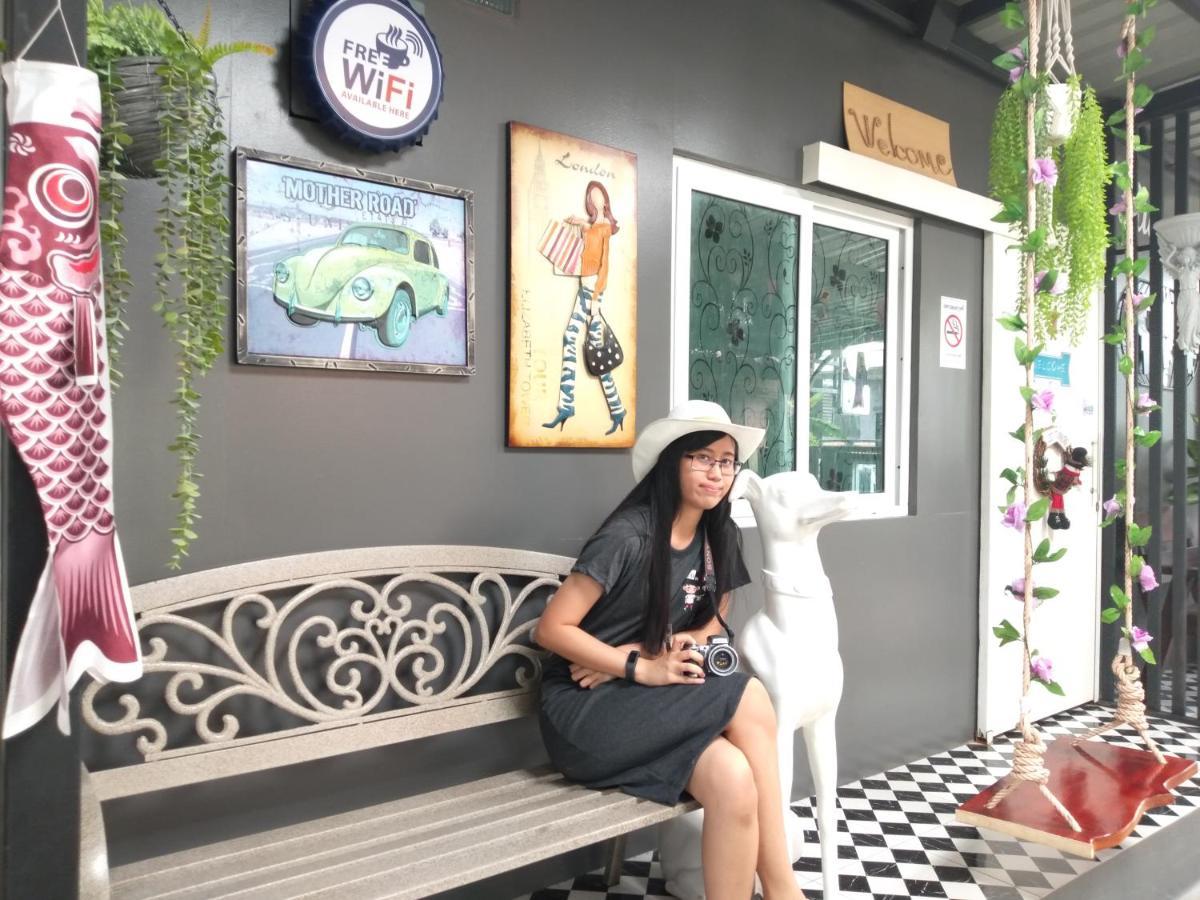 Ruenthip Homestay Bangkok Exterior foto
