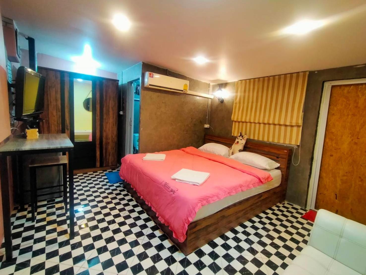 Ruenthip Homestay Bangkok Exterior foto
