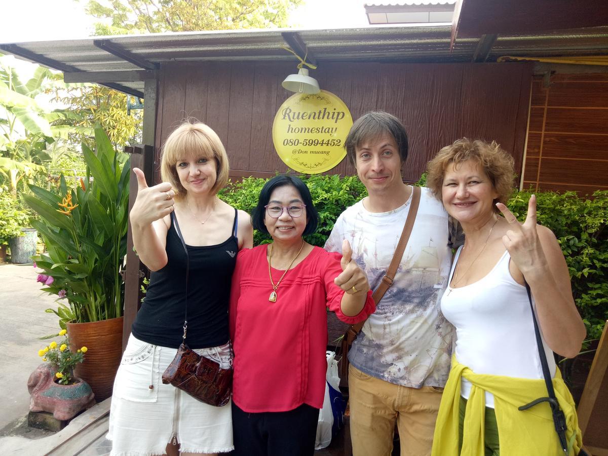 Ruenthip Homestay Bangkok Exterior foto